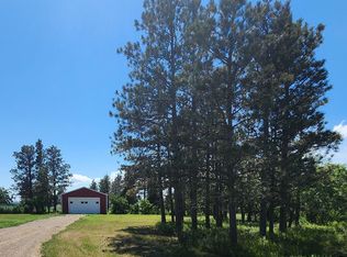 101 3rd Ave NW, Hettinger, ND 58639