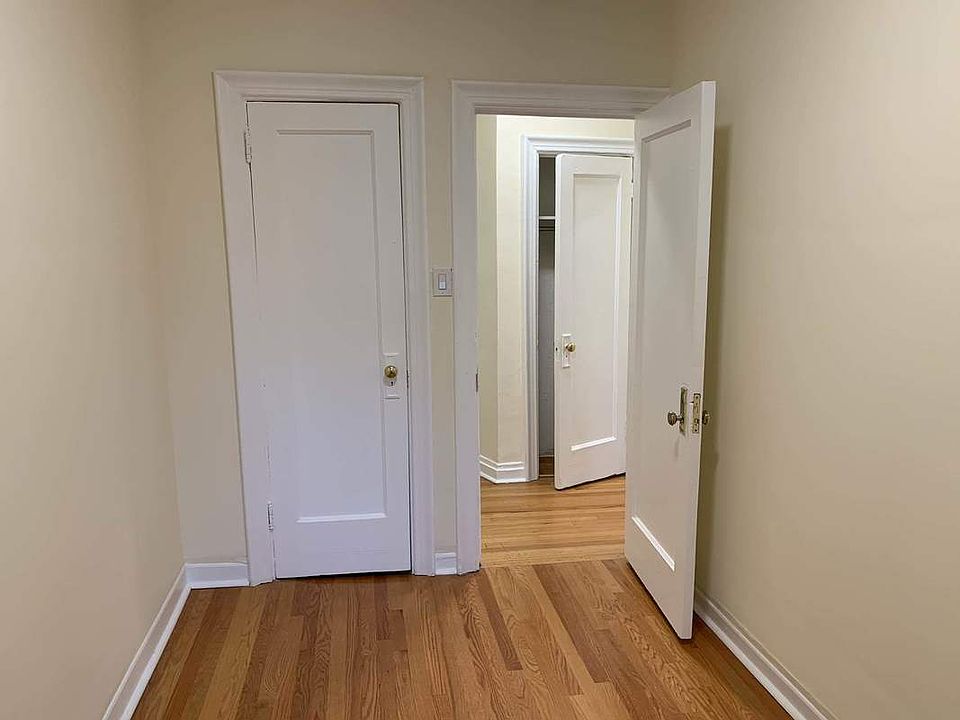 2nd image of 674 47th St APT 1B