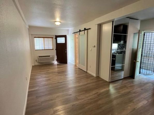 2727 I St #6