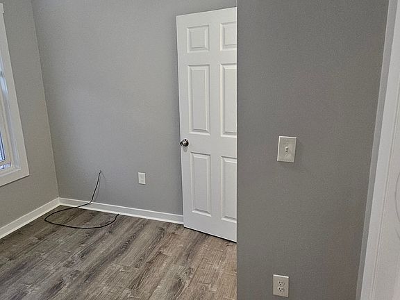 4th image of 145 Canterbury St #2