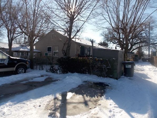 wichita-kansas-443846070 picture