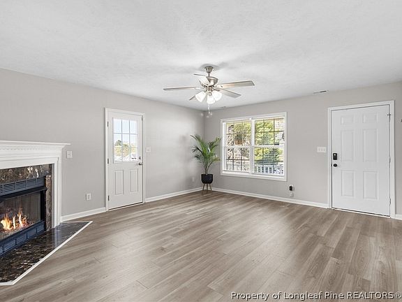 5th image of 139 Colonial Hills Dr