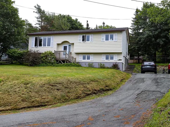 1035 Indian Meal Line, Portugal Cove-St. Philips, NL A1M3C4