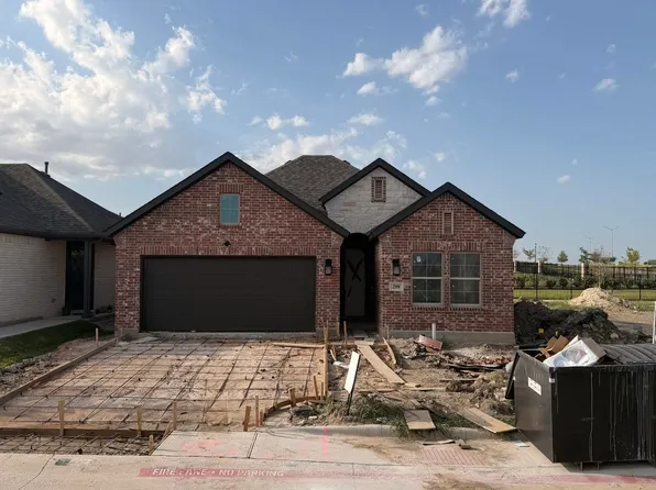 208 Ravenna Blvd, Justin, TX 76247