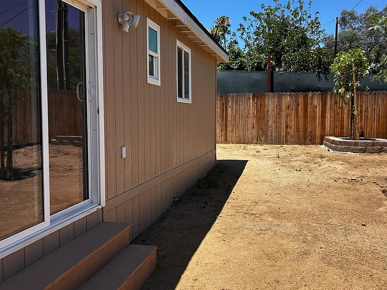 26603 Amanda Ave — Photo 19