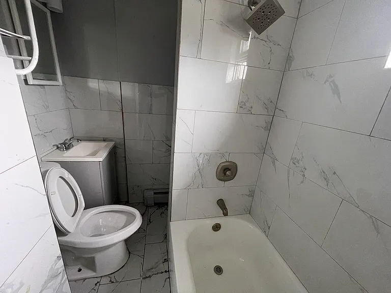 123 Liberty Ave #2 — Photo 9