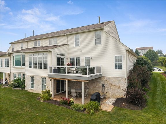 3rd image of 314 Birkdale Dr