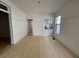 2536 N Oakland Ave, Milwaukee, WI 53211