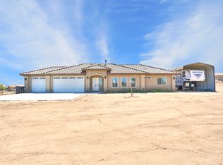 5535 S Hollister Rd, Phelan, CA 92371