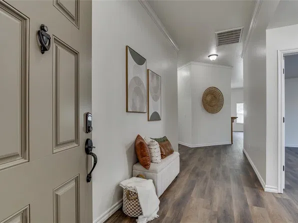2176 Melody Dr, Edmond, OK 73012