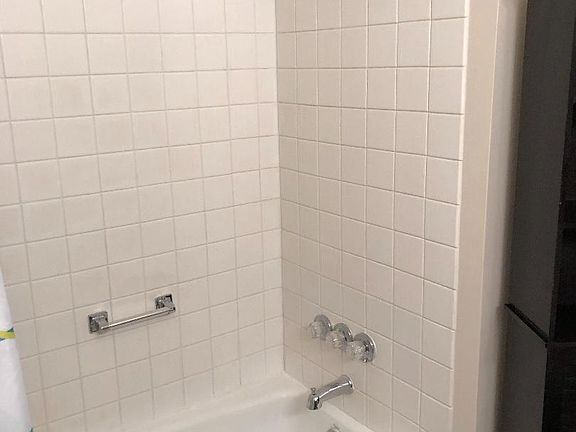 5th image of 135 Woodlawn Dr