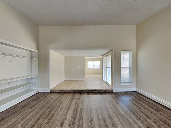 5th image of 4613 Ringgold Ln