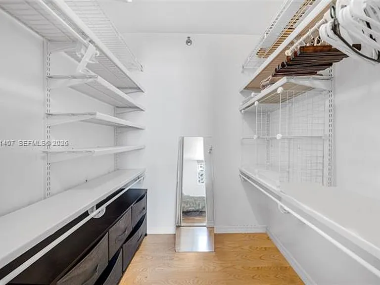 5880 Collins Ave #1007 — Photo 18