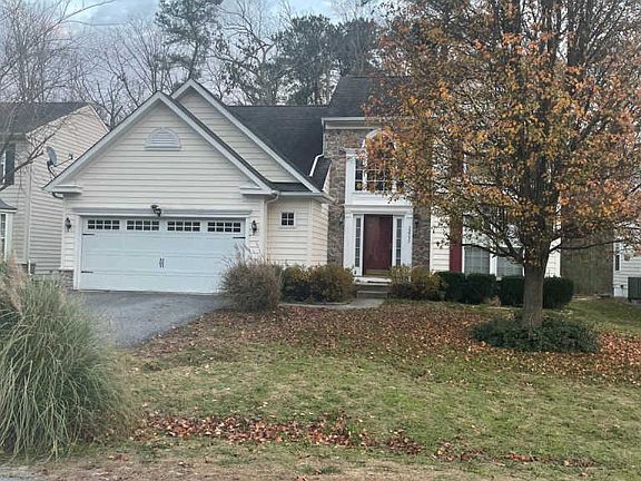 3rd image of 32757 Spring Water Dr