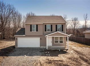 2291 Arrowhead St, Lorain, OH 44052