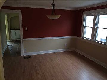 5th image of 1229 N Euclid Ave