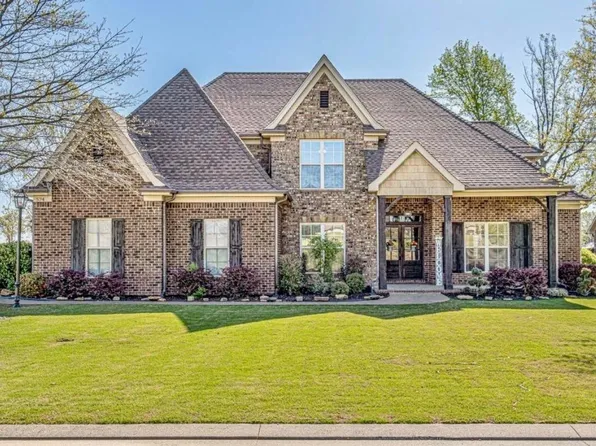 574 Fairway Dr, Covington, TN 38019