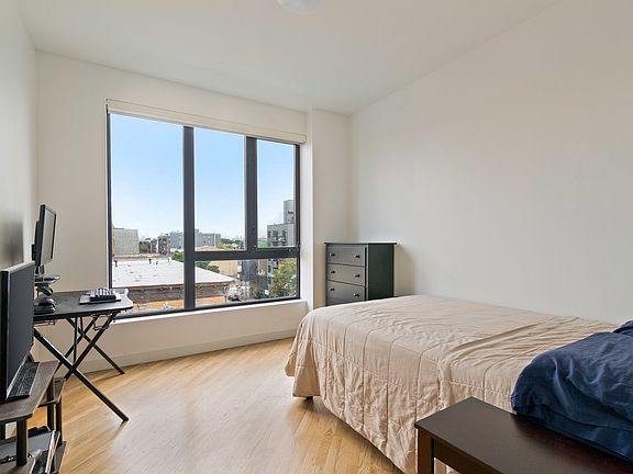 5th image of 1188 Bedford Ave #5C