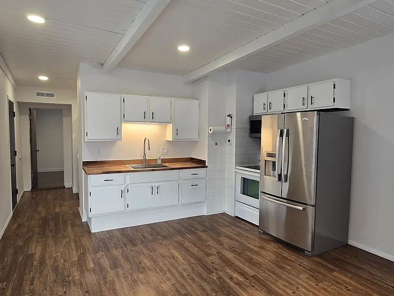 3220 S Clark St #3220 — Photo 10