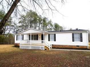 1013 Dusty Rd, Nathalie, VA 24577