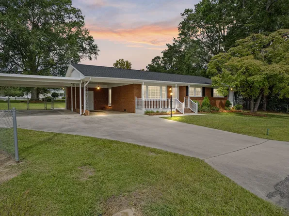 34 S Denise Ave, Coats, NC 27521