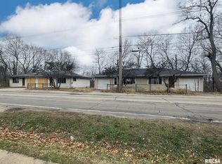 2510-2516 W Martin Luther King Jr Dr, Peoria, IL 61605