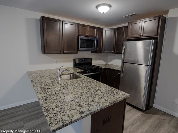 2nd image of 2836 Fairfield Ave Unit 104
