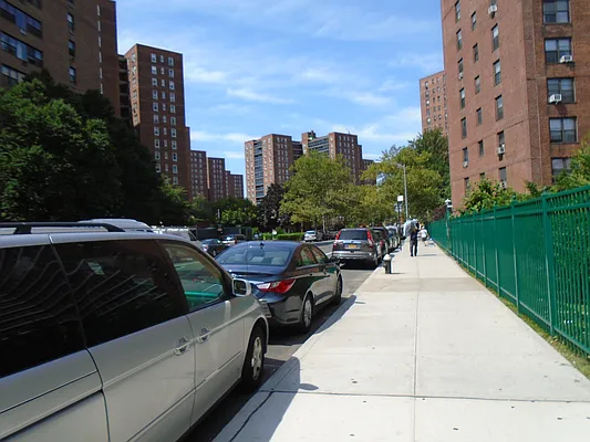 Rented by 18 REALTY | media 5