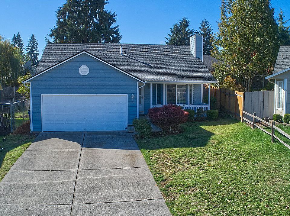 1st image of 9202 NE 132nd Ave