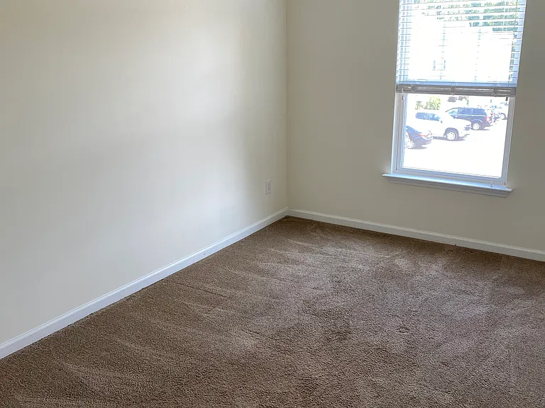 2200 Valley Edge #108 — Photo 4