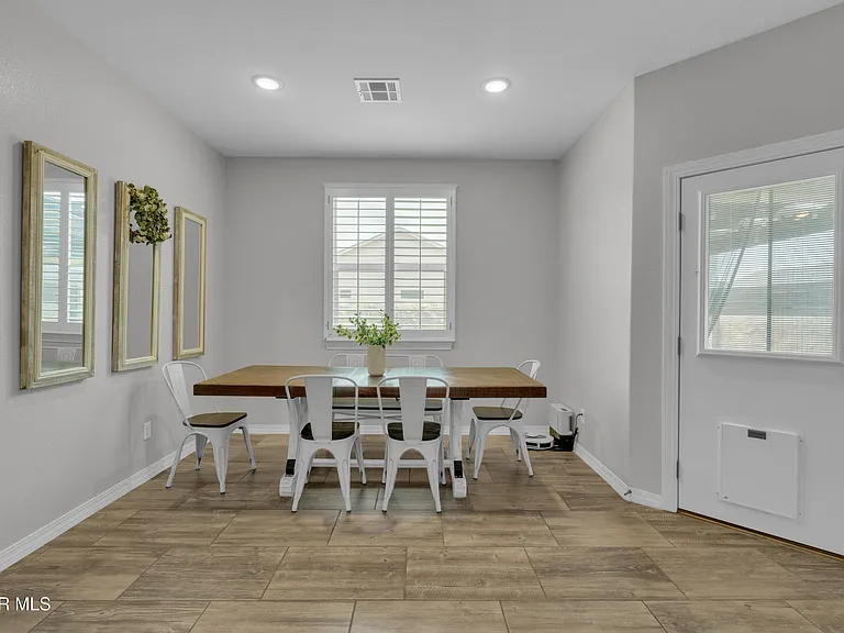 12316 Desert Path Ct — Photo 6
