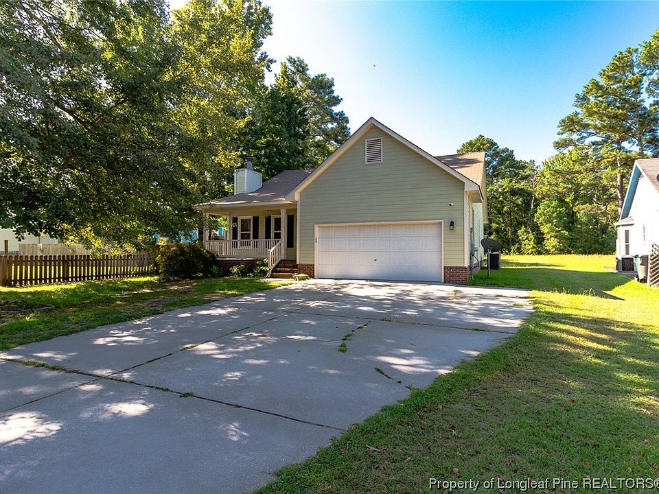 1st image of 6233 Hedingham Dr