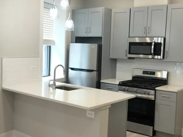 437 W Belden Ave #2, Chicago, IL 60614