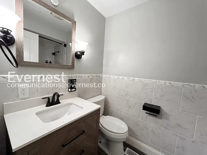 1667 Melody Ln — Photo 17