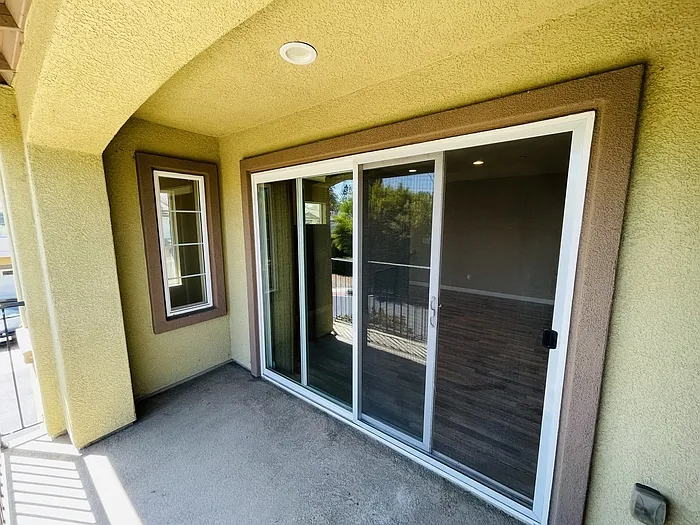 1351 Isabella Way — Photo 10