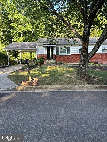 9010 Anna Dr Photo 1