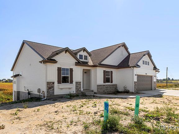 3rd image of 11304 Shoreline Dr #120