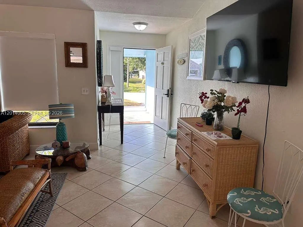 Port St Lucie Section 8 — Photo 3
