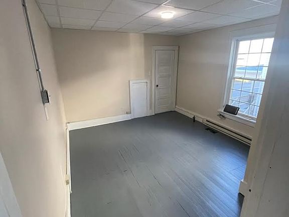 2nd image of 908 Main St #304
