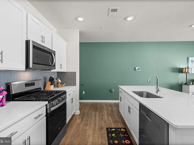 1801 Rankokus Dr — Photo 13