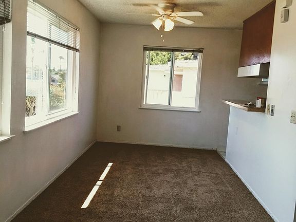 Dining area adjacent to the kitchen & living area