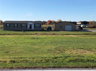 12908 Smith Rd, Wellington, OH 44090