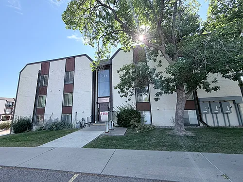 3150 Lakeside Dr #206 Photo 1