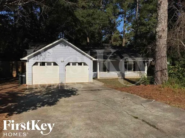 5334 Memorial Ln, Powder Springs, GA 30127