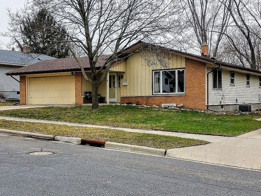 1st image of 1305 N 13th Ave