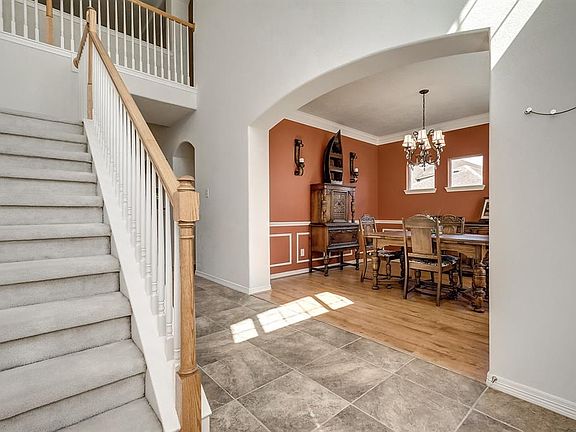 5th image of 2406 Blue Water Bay Dr