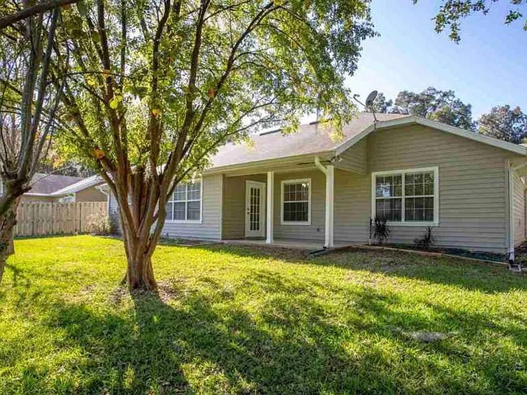 1029 NW 90th Dr — Photo 17