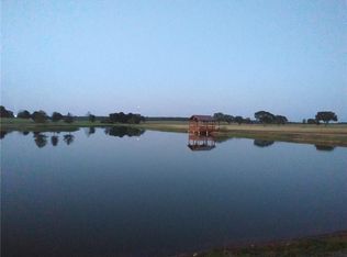 717 Old Potato Rd, Paige, TX 78659