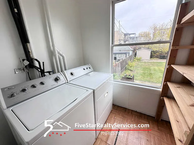4453 N Kilbourn Ave #1 — Photo 10