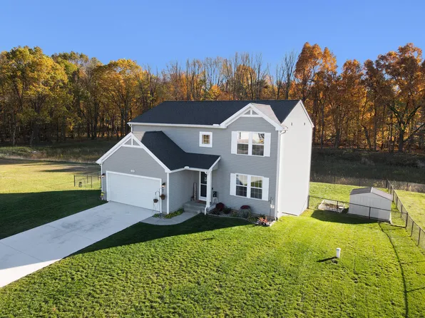 5308 Lake Pines Ct, Vicksburg, MI 49097